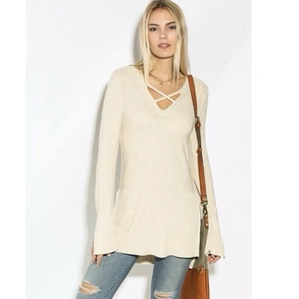 NWT Free People Size LARGE Criss Cross Tunic Sweater V Neck Side Slits Ivory